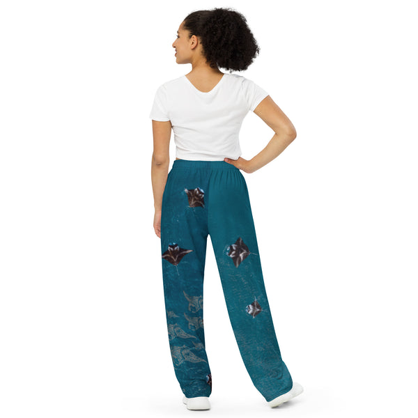 Mantas from Above All-over print unisex wide-leg pants